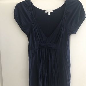 Cute v-neck delias top